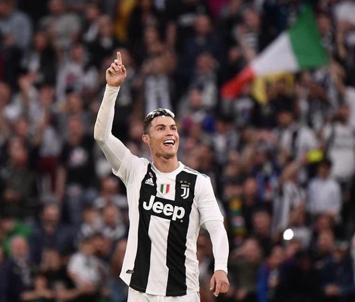 Pemain Juventus Terjangkit Virus Corona