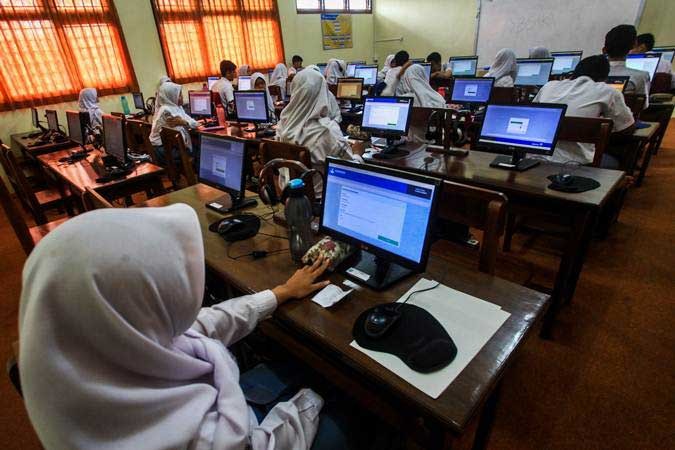 Praktisi Pendidikan: Pembatalan Ujian Nasional Kebijakan yang Tepat