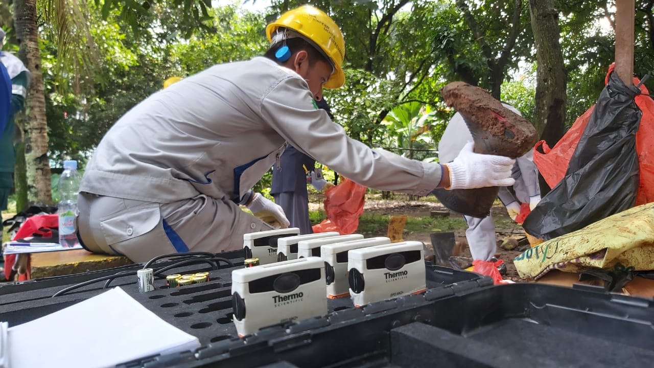 Bersihkan Paparan Zat Radioaktif, BATAN Keruk Tanah Sedalam 40 Cm