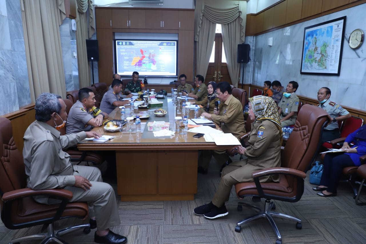 Sinergi TNI-Polri, Pemkab Serang Disinfeksi Hingga ke Desa