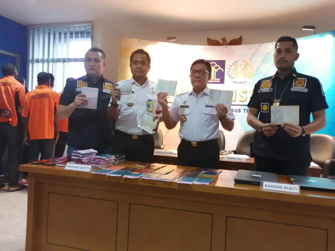 Palsu Paspor Indonesia, WN Singapura Dibui