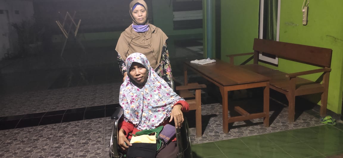 Tak Pasang Tarif, Disabilitas di Tangsel Bikin Masker