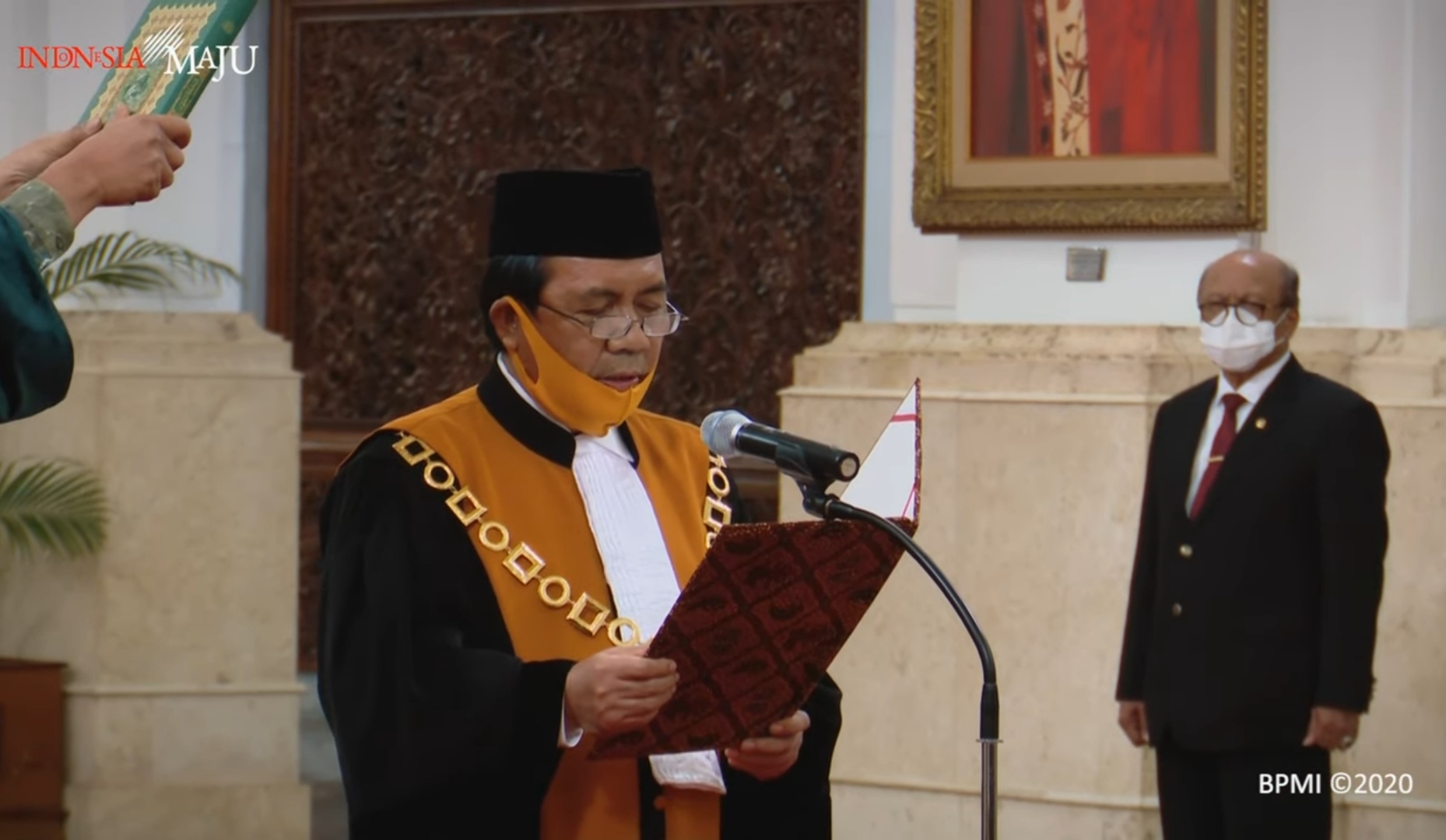 Presiden Jokowi Lantik Ketua MA Syarifuddin