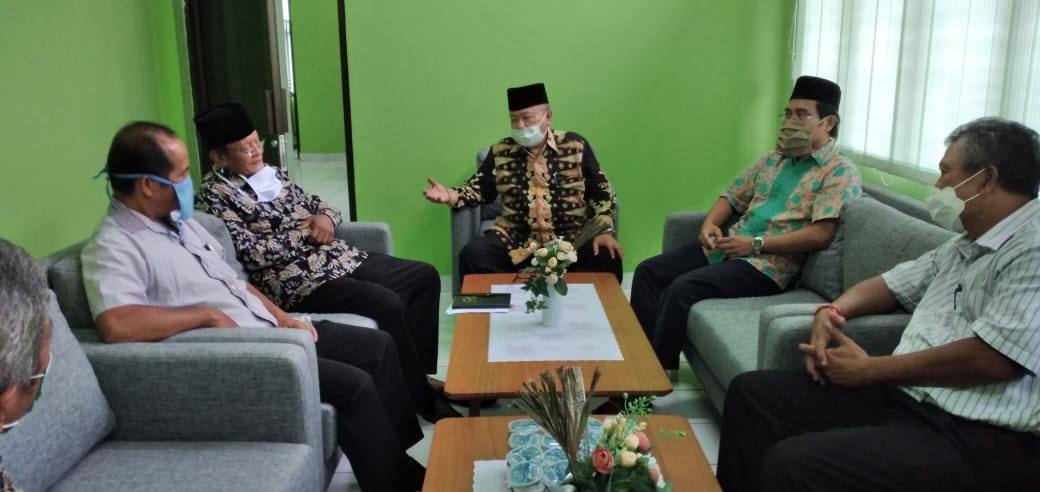 Wabah Corona, MUI Banten Imbau Masyarakat Tidak Ziarah Kubur Jelang Ramadhan