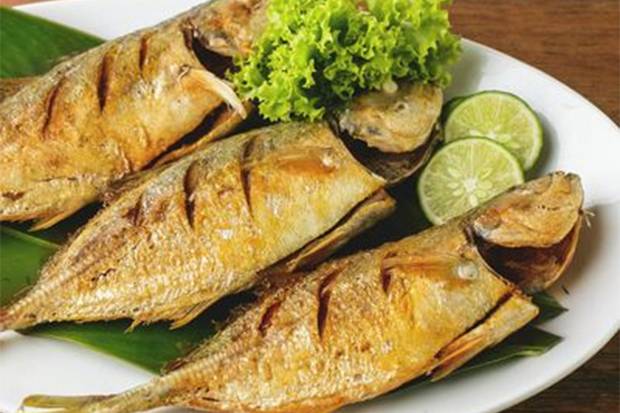 Ikan Kembung Goreng Kuning Nikmat Disantap untuk Sahur