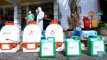 Fenomena Cacing Keluar Diduga Karena Penyemprotan Disinfektan Berlebihan
