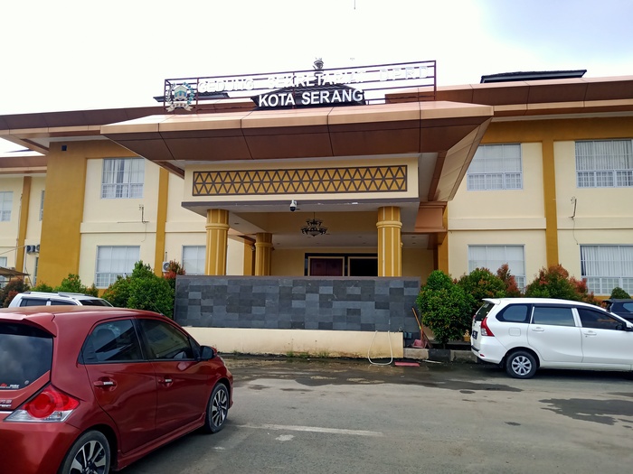 Virus Corona Mewabah, DPRD Kota Serang Malah Rapat di Hotel Marbella
