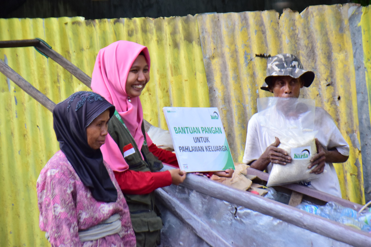 Laz Harfa Banten Distribusikan Bantuan Pangan ke Kaum Dhuafa