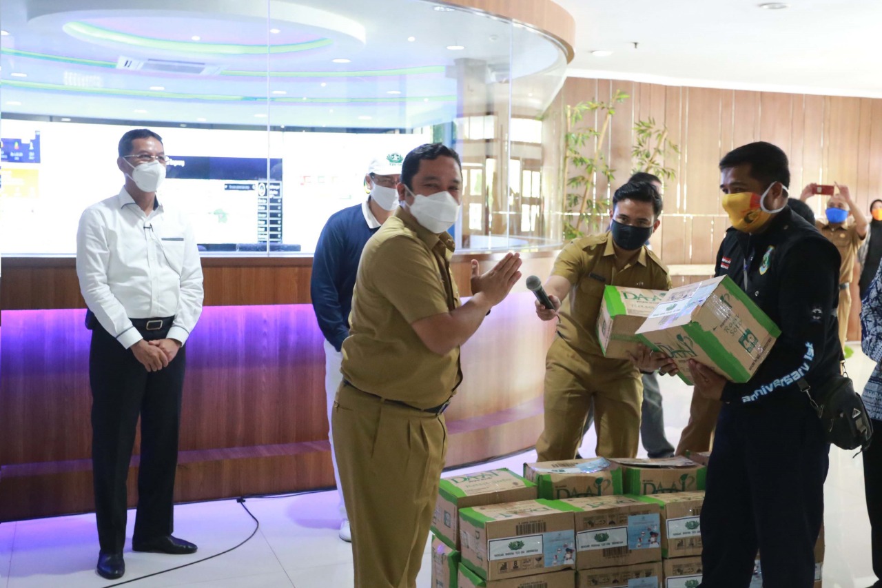 Pemkot Tangerang Dapat Bantuan 800 Paket Sembako
