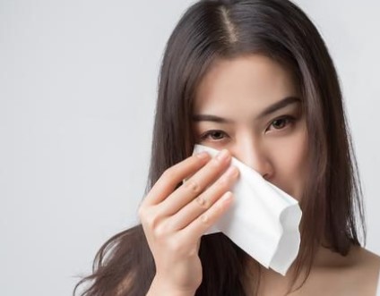 Benarkah Nangis Saat Puasa Bisa Bikin Batal