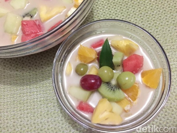 Lodeh Buah Segar untuk Buka Puasa