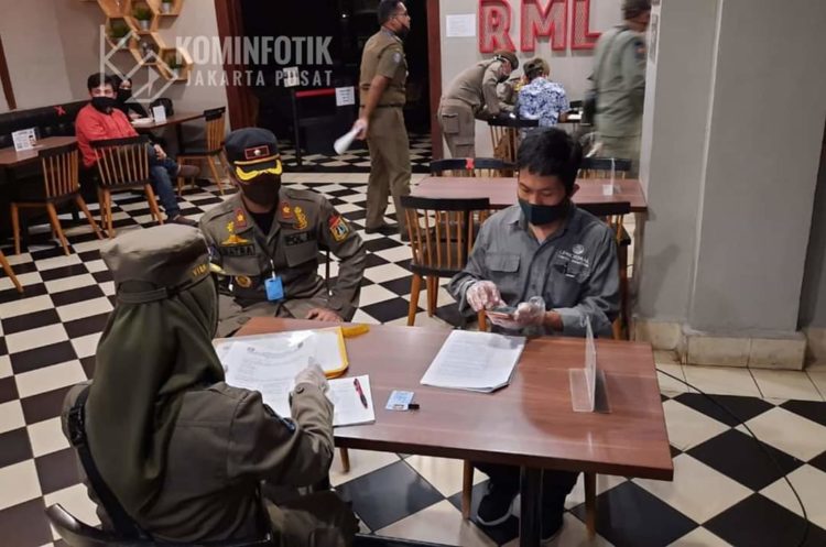 Langgar PSBB, 15 Restoran di Jakarta Didenda Puluhan Juta