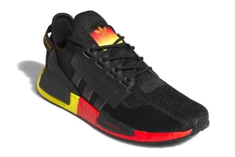 Warna Bendera Jerman Percantik Adidas NMD R1 V2