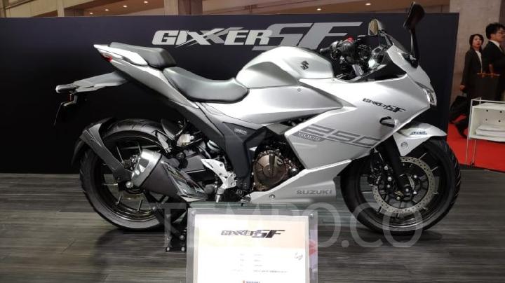 Bertenaga 249 CC, Suzuki GIXXER Meluncur di India
