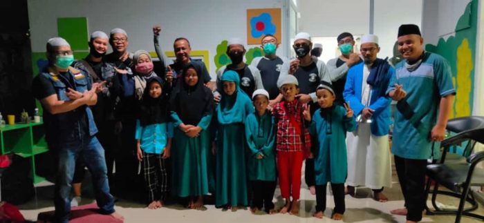 Benelli Owner Indonesia dan Single Rider Santuni Puluhan Anak Yatim Piatu