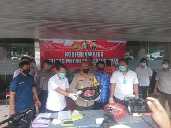 Polisi Ciduk Pengoplos Daging Sapi dengan Daging Babi di Kota Tangerang