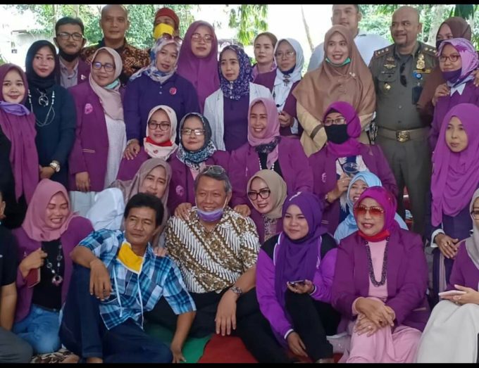 Acuhkan Physical Distancing, Foto Wakil Walikota Viral