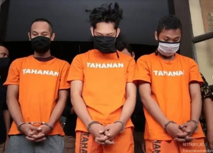 Youtube Prank Sembako Sampah Diancam Dua Belas Tahun Penjara