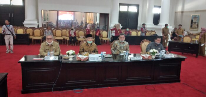 20200Data Bansos Banyak Bermasalah, Kepala Desa Jadi Sasaran Kemarahan Warga