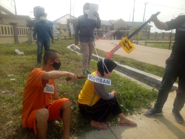 Tak terima Dicerai, Suami di serang tusuk istri