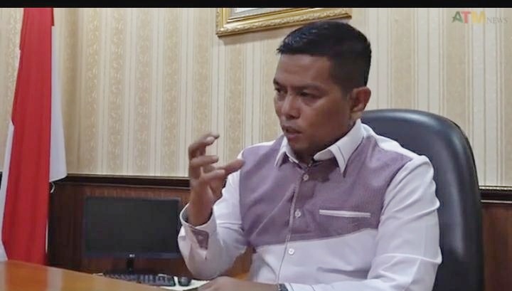 incumbent di Pandeglang