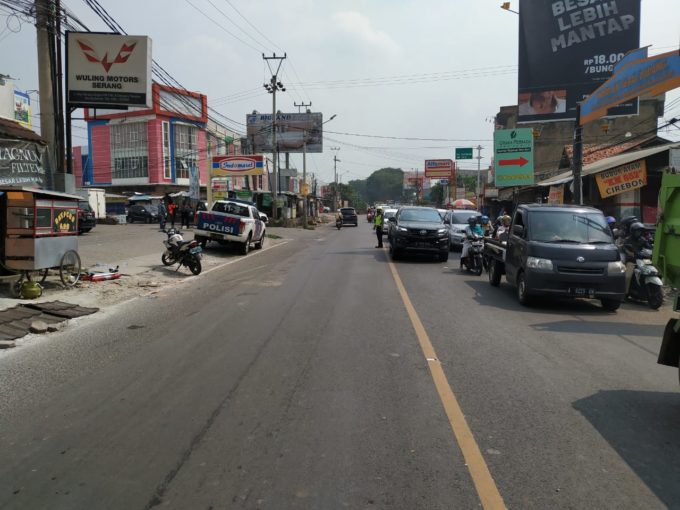 Tengah Bawa Mayat, Mobil Jenazah Alami Kecelakaan
