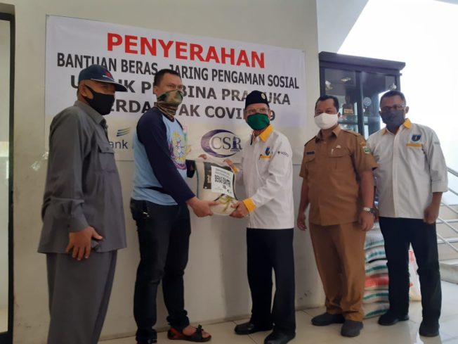 Bantu Pembina Pramuka di Banten, Kwarda Serahkan Dua Ton Beras