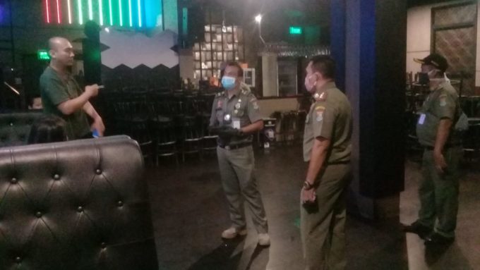 Langgar PSBB, Tempat Hiburan Malam di Gading Serpong Disegel