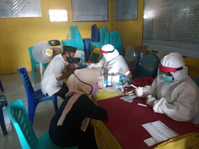 Puluhan Warga Serang Ikut Rapid Test, Hasilnya??