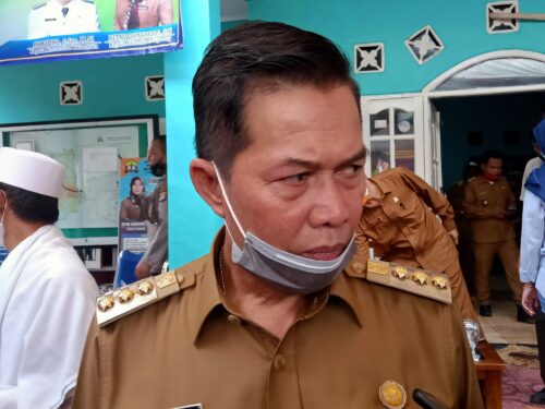 Walikota Serang Syafrudin.