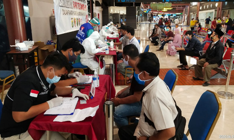Polres Bandara Soetta Gelar Rapid Tes Gratis untuk Penumpang