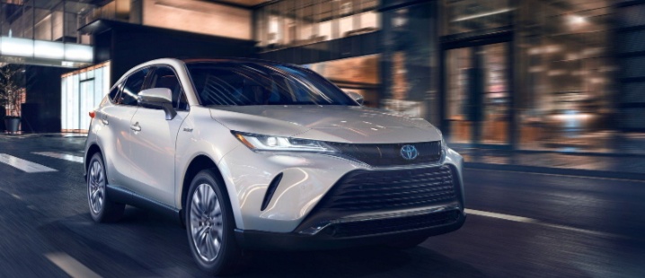 Toyota Venta, Bereinkarnasi Mesin Hybrid