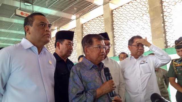 Jokowi-Anies Akur Masjid Dibuka Mulai 5 Juni