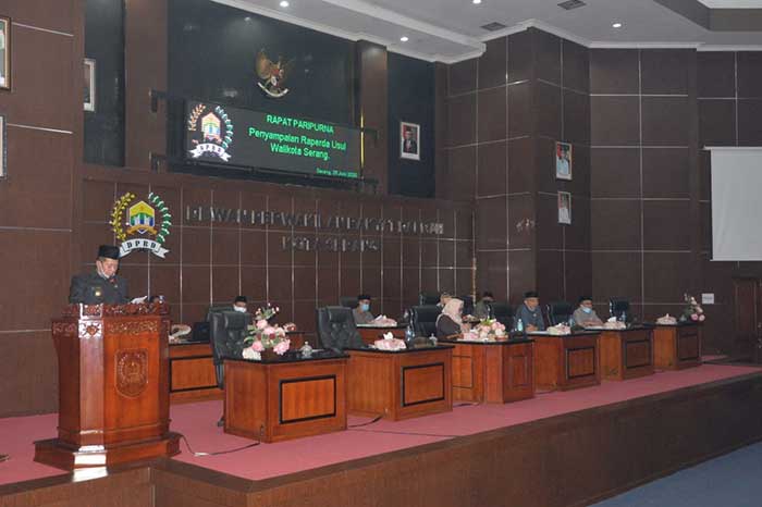 Rapat Paripurna Raperda