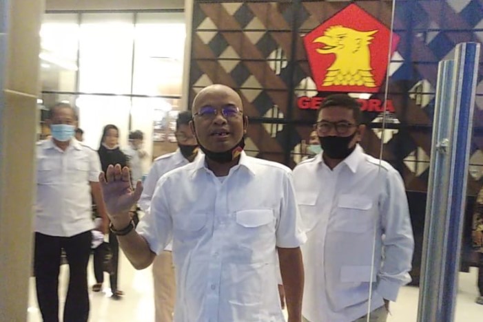 Desmon Sindir Petahana