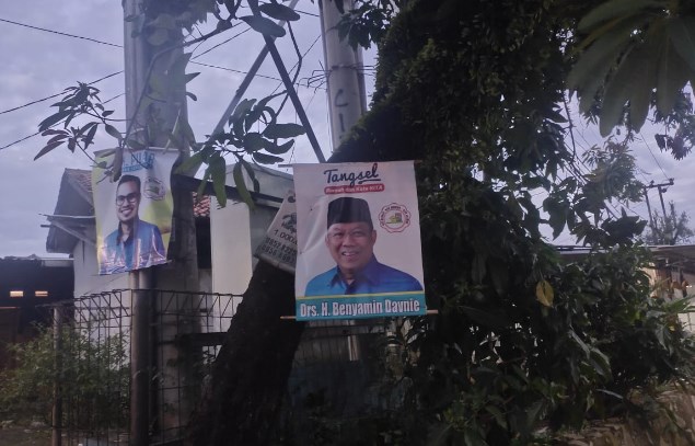 Gambar Bang Ben Terpampang