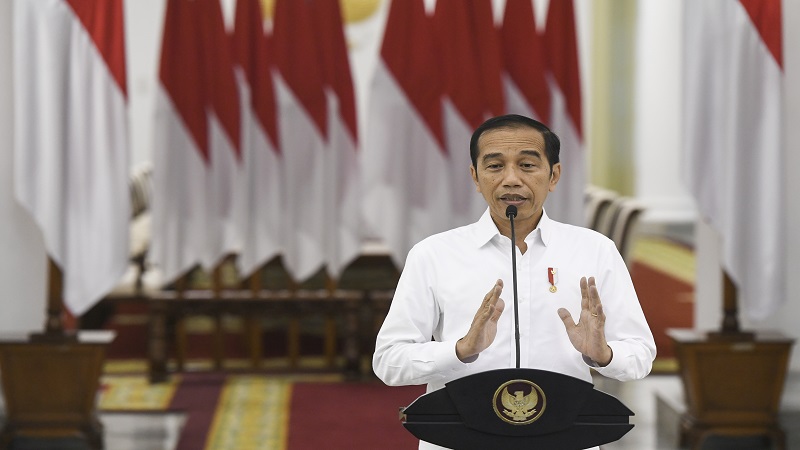 Presiden Joko Widodo Memberikan Keterangan Pers Terkait Covid 19 Di Istana Bogor, Jawa Barat, Senin (16/3/2020).