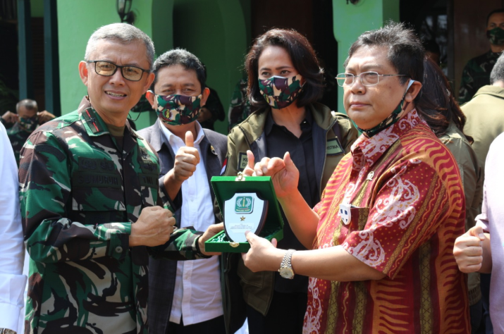 Komisi I Dpr Kunjungi Korem 064